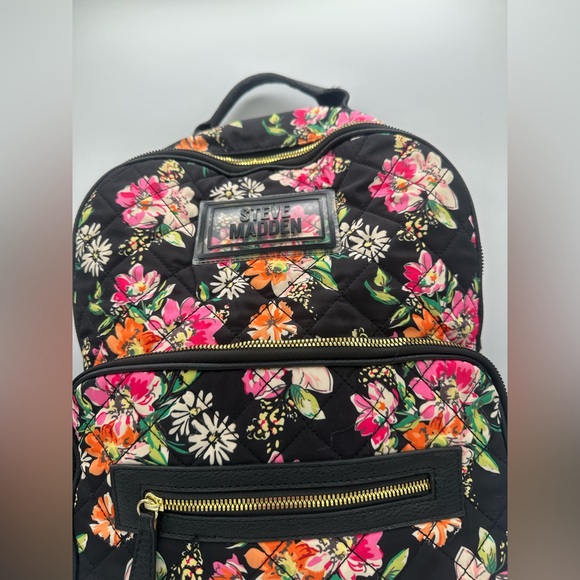 🌸 Steve Madden Quilted Floral Backpack 🌸 - Picture 17 of 17